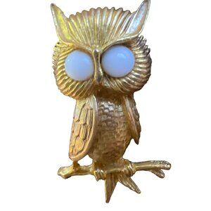 Vintage DeNicola Gold Tone Owl Brooch Stunning White Eyes Heirloom